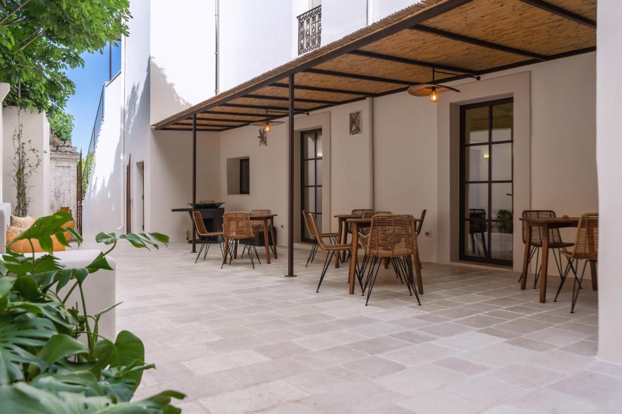 Palazzo Frangipane Bed & Breakfast ซัลเว ภายนอก รูปภาพ