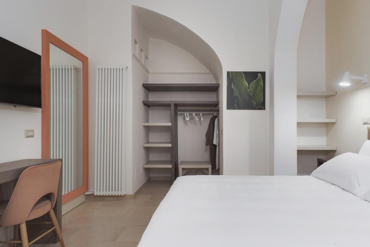 Palazzo Frangipane Bed & Breakfast ซัลเว ภายนอก รูปภาพ