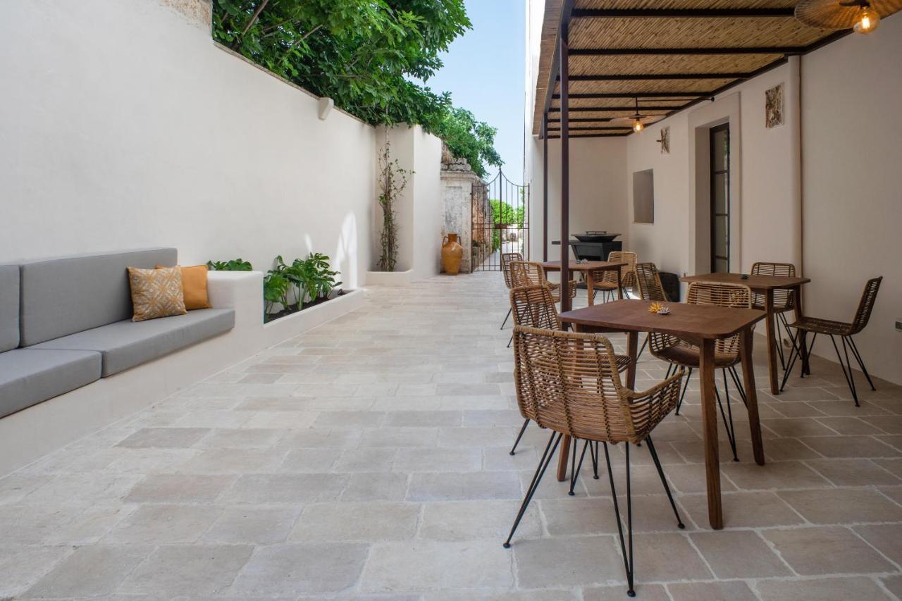 Palazzo Frangipane Bed & Breakfast ซัลเว ภายนอก รูปภาพ